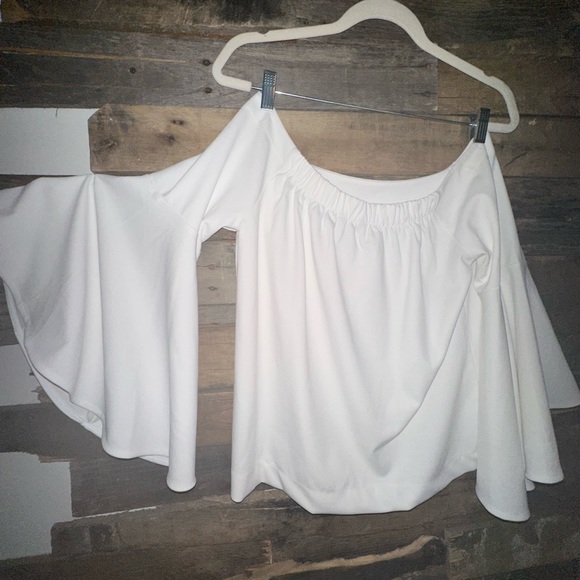 Banana Republic small white bell sleeve blouse - Picture 8 of 9